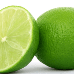 Descubra os inúmeros benefícios do limão para a saúde, desde o fortalecimento do sistema imunológico até a melhoria da digestão e desintoxicação do corpo. Esta fruta cítrica é uma fonte rica de vitamina C e antioxidantes essenciais.